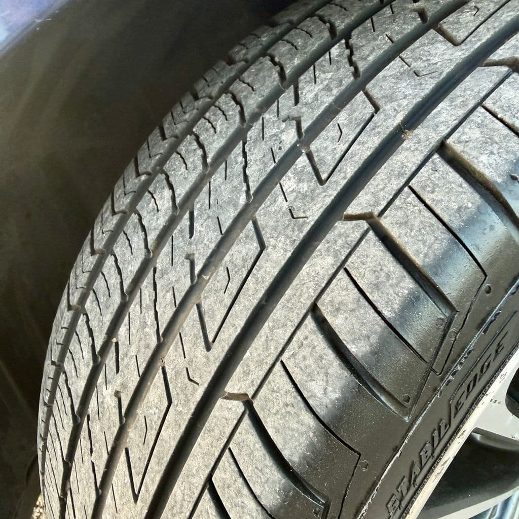 Vehicle photo